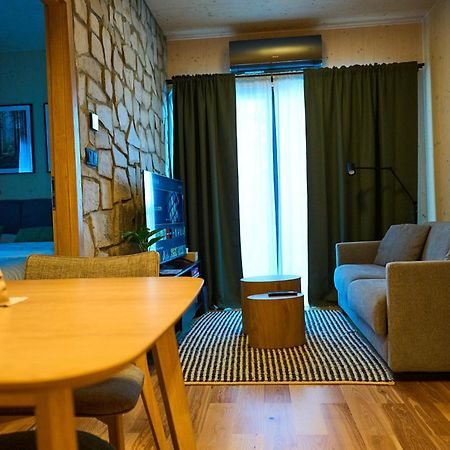 1-Bedroom Apartment Adam With Free Parking เดมานอฟสกา โดลินา ภายนอก รูปภาพ